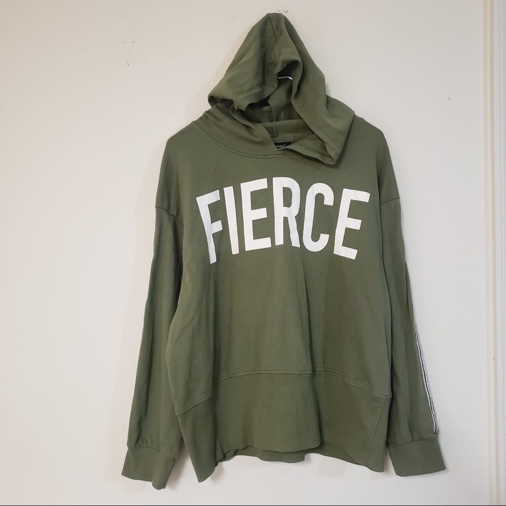 Ashley Sport Fierce sweatshirt with hoodie